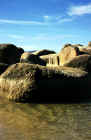 bouldersbeach.jpg (17162 bytes)