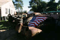 rustytruck.jpg (19914 bytes)